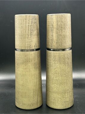 Cole & Mason Wood Marlow Salt & Pepper Mill Grinder